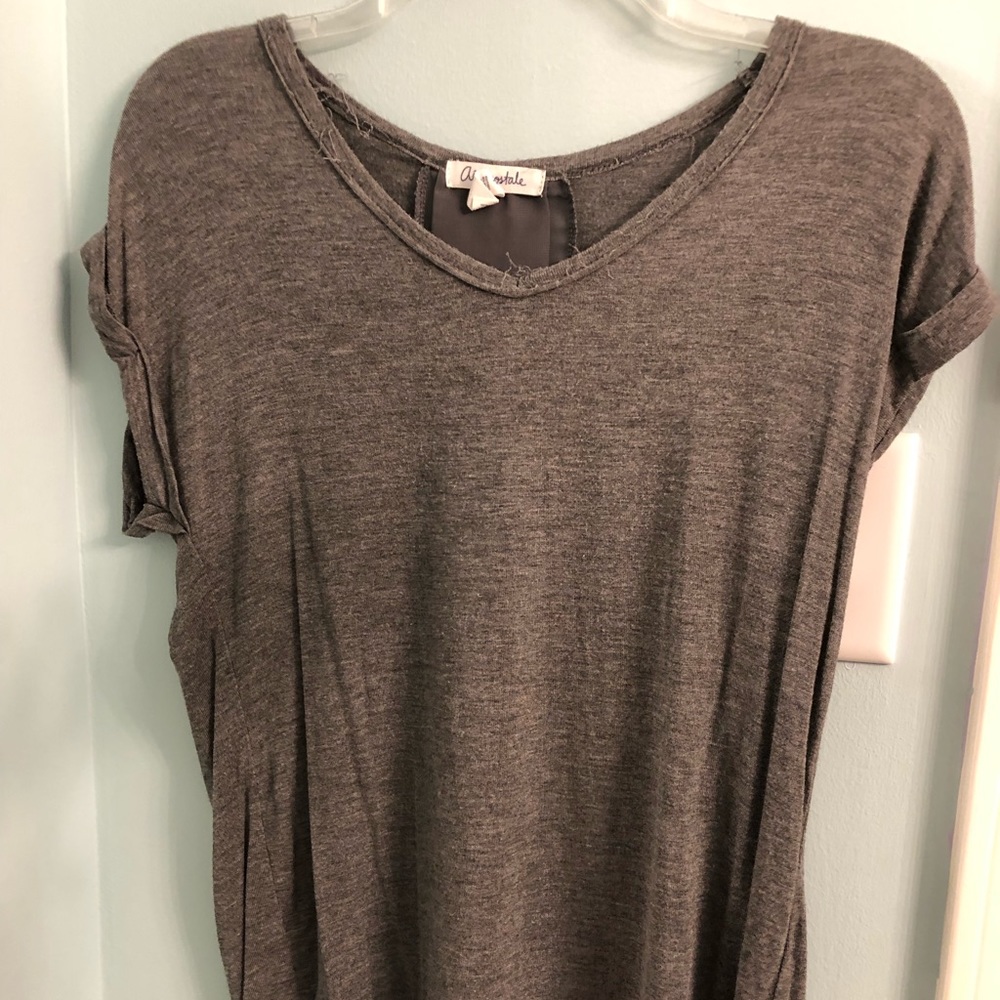 Grey top